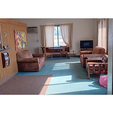 Scotwood Motel By Oyo Washburn Nd מראה חיצוני תמונה